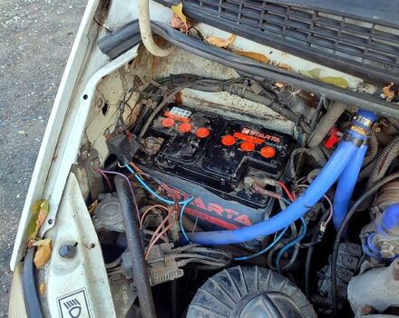 Белый ГАЗ Соболь, объемом двигателя 2.5 л и пробегом 280 тыс. км за 2200 $, фото 3 на Automoto.ua