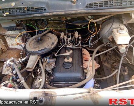 Белый ГАЗ Соболь, объемом двигателя 2.3 л и пробегом 250 тыс. км за 1000 $, фото 4 на Automoto.ua