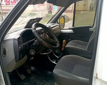 Белый ГАЗ Соболь, объемом двигателя 2.5 л и пробегом 223 тыс. км за 3000 $, фото 4 на Automoto.ua