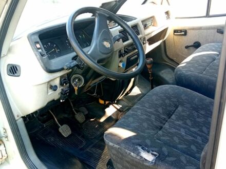 ГАЗ Соболь 2000 у Славянске на Automoto.ua Білий ГАЗ Соболь, об'ємом двигуна 2.3 л та пробігом 0 тис. км за 2200 $, фото 1 на Automoto.ua