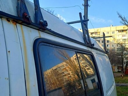 Белый ГАЗ Соболь, объемом двигателя 2.3 л и пробегом 141 тыс. км за 2000 $, фото 1 на Automoto.ua