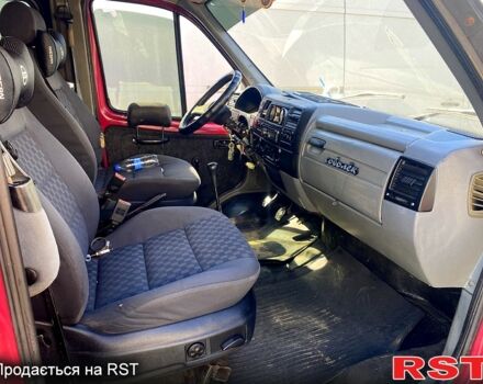Красный ГАЗ Соболь, объемом двигателя 2.5 л и пробегом 303 тыс. км за 1650 $, фото 5 на Automoto.ua
