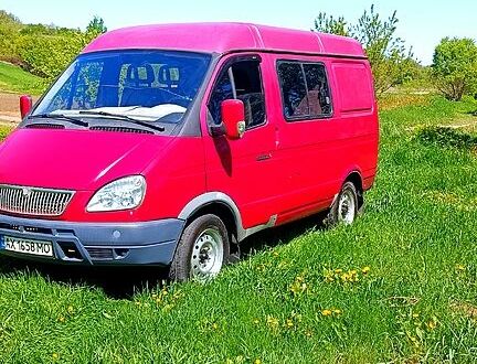 Красный ГАЗ Соболь, объемом двигателя 2.5 л и пробегом 175 тыс. км за 3000 $, фото 1 на Automoto.ua