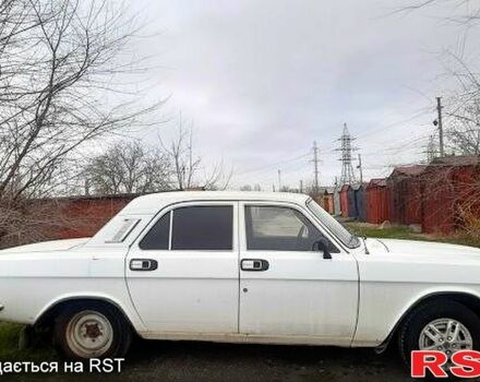 Белый ГАЗ Волга, объемом двигателя 2.4 л и пробегом 62 тыс. км за 1000 $, фото 1 на Automoto.ua