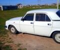Белый ГАЗ Волга, объемом двигателя 2.5 л и пробегом 150 тыс. км за 1700 $, фото 1 на Automoto.ua