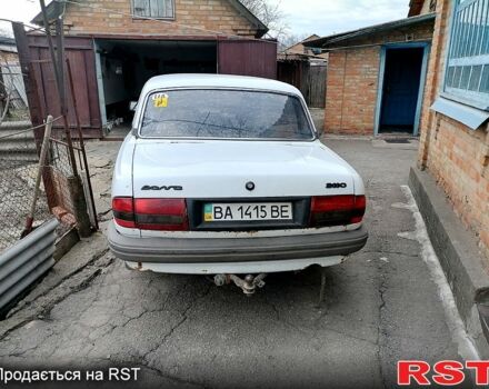 Белый ГАЗ Волга, объемом двигателя 2.4 л и пробегом 171 тыс. км за 1100 $, фото 2 на Automoto.ua