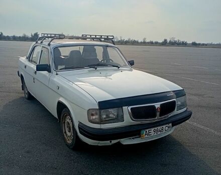 Белый ГАЗ Волга, объемом двигателя 2 л и пробегом 150 тыс. км за 1000 $, фото 3 на Automoto.ua