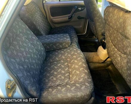 Білий ГАЗ Волга, об'ємом двигуна 2.4 л та пробігом 82 тис. км за 1200 $, фото 6 на Automoto.ua