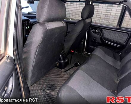 Білий ГАЗ Волга, об'ємом двигуна 2.3 л та пробігом 89 тис. км за 1850 $, фото 6 на Automoto.ua