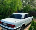 Белый ГАЗ Волга, объемом двигателя 2.3 л и пробегом 200 тыс. км за 950 $, фото 2 на Automoto.ua