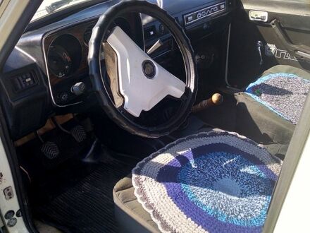 Белый ГАЗ Волга, объемом двигателя 2.4 л и пробегом 100 тыс. км за 950 $, фото 1 на Automoto.ua