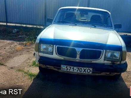 ГАЗ Волга 2000 у Миколаєві на Automoto.ua Білий ГАЗ Волга, об'ємом двигуна 24 л та пробігом 340 тис. км за 960 $, фото 1 на Automoto.ua