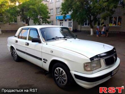 Белый ГАЗ Волга, объемом двигателя 2.3 л и пробегом 180 тыс. км за 1500 $, фото 1 на Automoto.ua