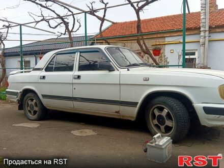 Белый ГАЗ Волга, объемом двигателя 2.5 л и пробегом 207 тыс. км за 1000 $, фото 1 на Automoto.ua