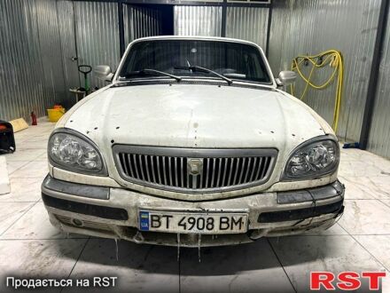 Белый ГАЗ Волга, объемом двигателя 2.3 л и пробегом 140 тыс. км за 900 $, фото 1 на Automoto.ua