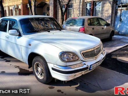ГАЗ Волга 2004 у Києві на Automoto.ua Білий ГАЗ Волга, об'ємом двигуна 2.4 л та пробігом 100 тис. км за 900 $, фото 1 на Automoto.ua