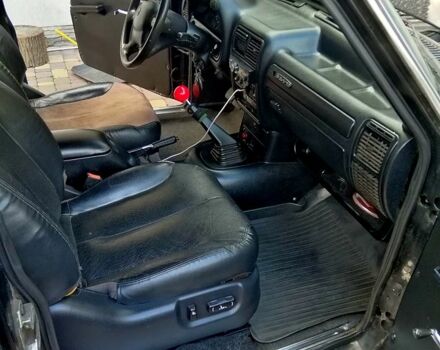 Черный ГАЗ Волга, объемом двигателя 2.4 л и пробегом 300 тыс. км за 3000 $, фото 7 на Automoto.ua