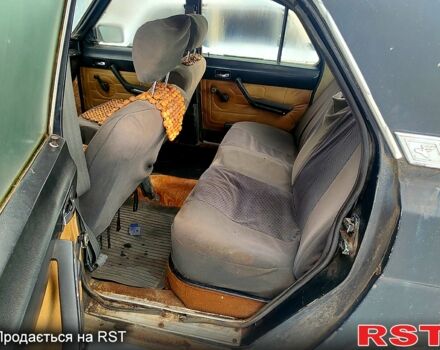 Черный ГАЗ Волга, объемом двигателя 2.4 л и пробегом 50 тыс. км за 500 $, фото 3 на Automoto.ua