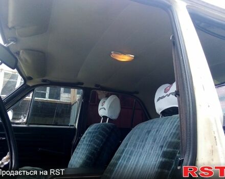 ГАЗ Волга, объемом двигателя 2.4 л и пробегом 300 тыс. км за 1152 $, фото 7 на Automoto.ua