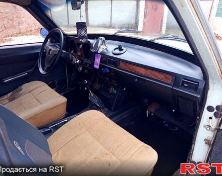 ГАЗ Волга, об'ємом двигуна 2.4 л та пробігом 123 тис. км за 500 $, фото 6 на Automoto.ua