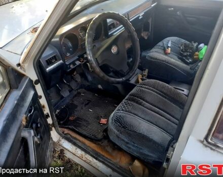 ГАЗ Волга, объемом двигателя 3 л и пробегом 250 тыс. км за 510 $, фото 2 на Automoto.ua