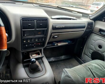 ГАЗ Волга, объемом двигателя 2.4 л и пробегом 250 тыс. км за 700 $, фото 6 на Automoto.ua