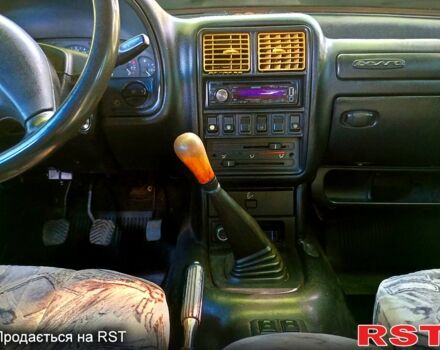 ГАЗ Волга, объемом двигателя 2.3 л и пробегом 141 тыс. км за 990 $, фото 2 на Automoto.ua