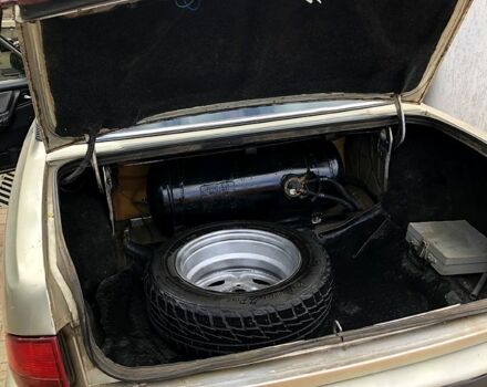 ГАЗ Волга, объемом двигателя 2.5 л и пробегом 170 тыс. км за 1550 $, фото 1 на Automoto.ua