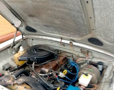 Серый ГАЗ Волга, объемом двигателя 2.4 л и пробегом 150 тыс. км за 1200 $, фото 5 на Automoto.ua