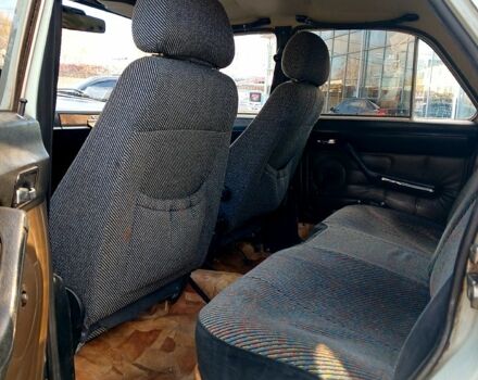 Сірий ГАЗ Волга, об'ємом двигуна 2.4 л та пробігом 119 тис. км за 1800 $, фото 7 на Automoto.ua