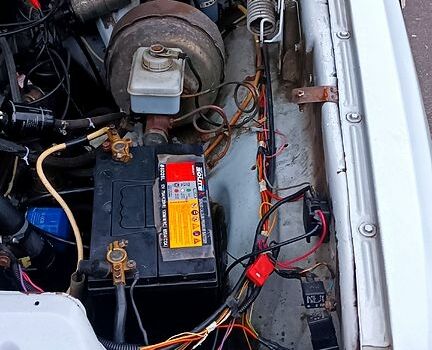 Серый ГАЗ Волга, объемом двигателя 2.4 л и пробегом 250 тыс. км за 1200 $, фото 7 на Automoto.ua