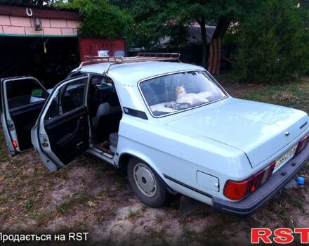 Серый ГАЗ Волга, объемом двигателя 4.2 л и пробегом 190 тыс. км за 1500 $, фото 3 на Automoto.ua