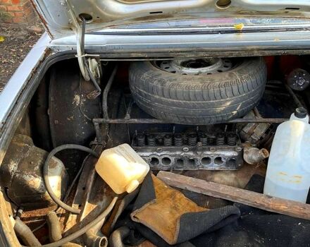 Сірий ГАЗ Волга, об'ємом двигуна 2.4 л та пробігом 167 тис. км за 800 $, фото 3 на Automoto.ua