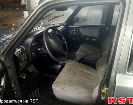 Сірий ГАЗ Волга, об'ємом двигуна 2.3 л та пробігом 176 тис. км за 950 $, фото 10 на Automoto.ua