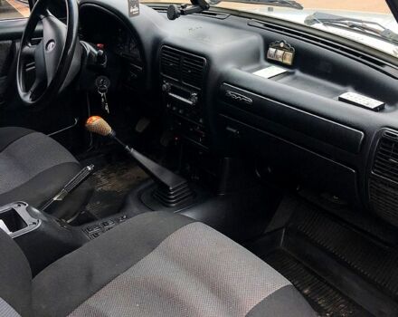 Сірий ГАЗ Волга, об'ємом двигуна 2.4 л та пробігом 114 тис. км за 2300 $, фото 4 на Automoto.ua