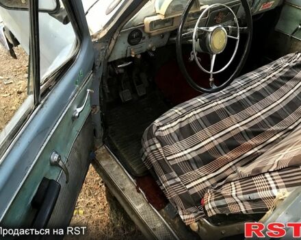 Синий ГАЗ Волга, объемом двигателя 2.5 л и пробегом 50 тыс. км за 1000 $, фото 2 на Automoto.ua