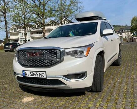 Білий ДжіЕмСі Acadia, об'ємом двигуна 3.65 л та пробігом 125 тис. км за 26000 $, фото 2 на Automoto.ua