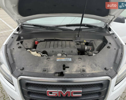 Білий ДжіЕмСі Acadia, об'ємом двигуна 3.6 л та пробігом 120 тис. км за 14200 $, фото 19 на Automoto.ua