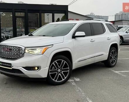 ДжіЕмСі Acadia 2016 у Києві на Automoto.ua Білий ДжіЕмСі Acadia, об'ємом двигуна 3.65 л та пробігом 159 тис. км за 20500 $, фото 10 на Automoto.ua