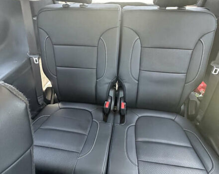 Білий ДжіЕмСі Acadia, об'ємом двигуна 2.46 л та пробігом 132 тис. км за 18700 $, фото 10 на Automoto.ua