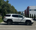Білий ДжіЕмСі Acadia, об'ємом двигуна 2.46 л та пробігом 132 тис. км за 18700 $, фото 7 на Automoto.ua