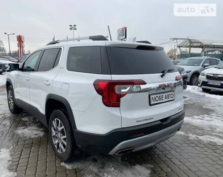 Білий ДжіЕмСі Acadia, об'ємом двигуна 2 л та пробігом 19 тис. км за 29900 $, фото 6 на Automoto.ua