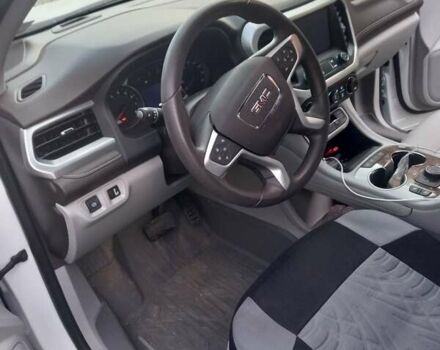 Білий ДжіЕмСі Acadia, об'ємом двигуна 3.56 л та пробігом 48 тис. км за 29800 $, фото 6 на Automoto.ua