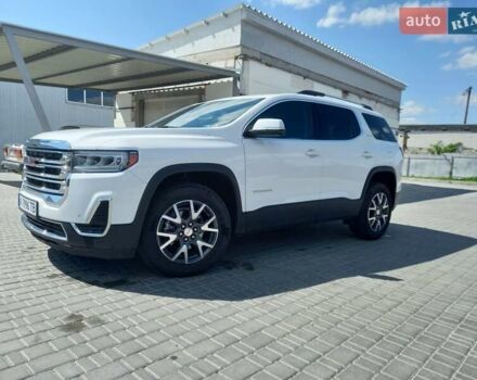 Білий ДжіЕмСі Acadia, об'ємом двигуна 3.56 л та пробігом 48 тис. км за 29800 $, фото 3 на Automoto.ua