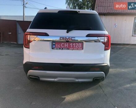 Білий ДжіЕмСі Acadia, об'ємом двигуна 2 л та пробігом 125 тис. км за 31990 $, фото 13 на Automoto.ua