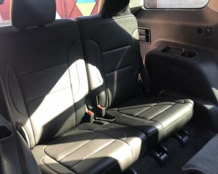 Білий ДжіЕмСі Acadia, об'ємом двигуна 2 л та пробігом 125 тис. км за 31990 $, фото 12 на Automoto.ua
