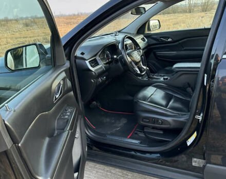 Чорний ДжіЕмСі Acadia, об'ємом двигуна 3.56 л та пробігом 190 тис. км за 22000 $, фото 9 на Automoto.ua