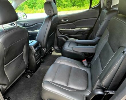 Чорний ДжіЕмСі Acadia, об'ємом двигуна 3.6 л та пробігом 48 тис. км за 14000 $, фото 10 на Automoto.ua