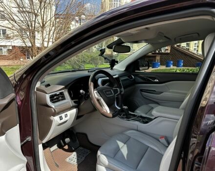 Красный ДжиЭмСи Акадия, объемом двигателя 2.5 л и пробегом 120 тыс. км за 18250 $, фото 3 на Automoto.ua