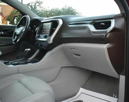 Красный ДжиЭмСи Акадия, объемом двигателя 3.6 л и пробегом 40 тыс. км за 9000 $, фото 9 на Automoto.ua